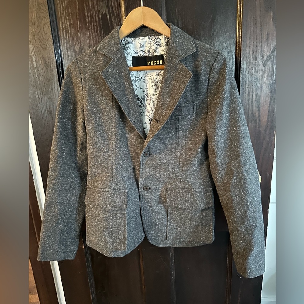 Rogan Women’s grey blazer